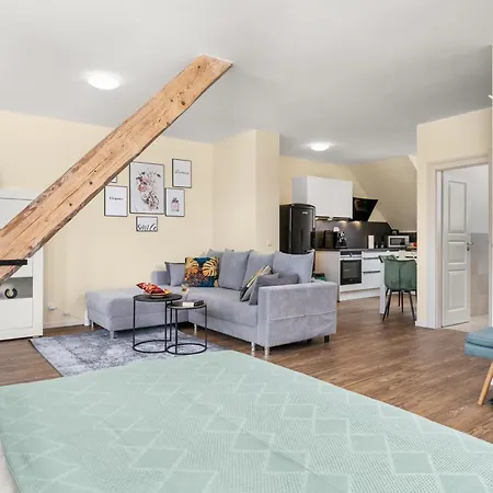 Apartmán Luniq - Eden 2 Uerdingen - Zentrale Lage - 15 Min Zur Messe & Flughafen Duesseldorf - 4 Gaeste Krefeld
