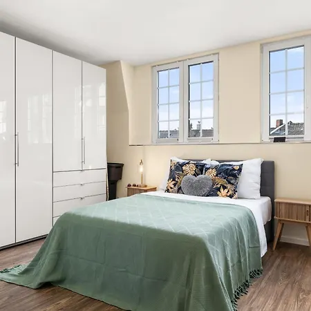 Maracoon - Uerdingen I 20 Min Zur Messe * クレーフェルト